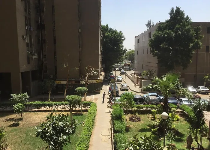 Khayatz Apartment